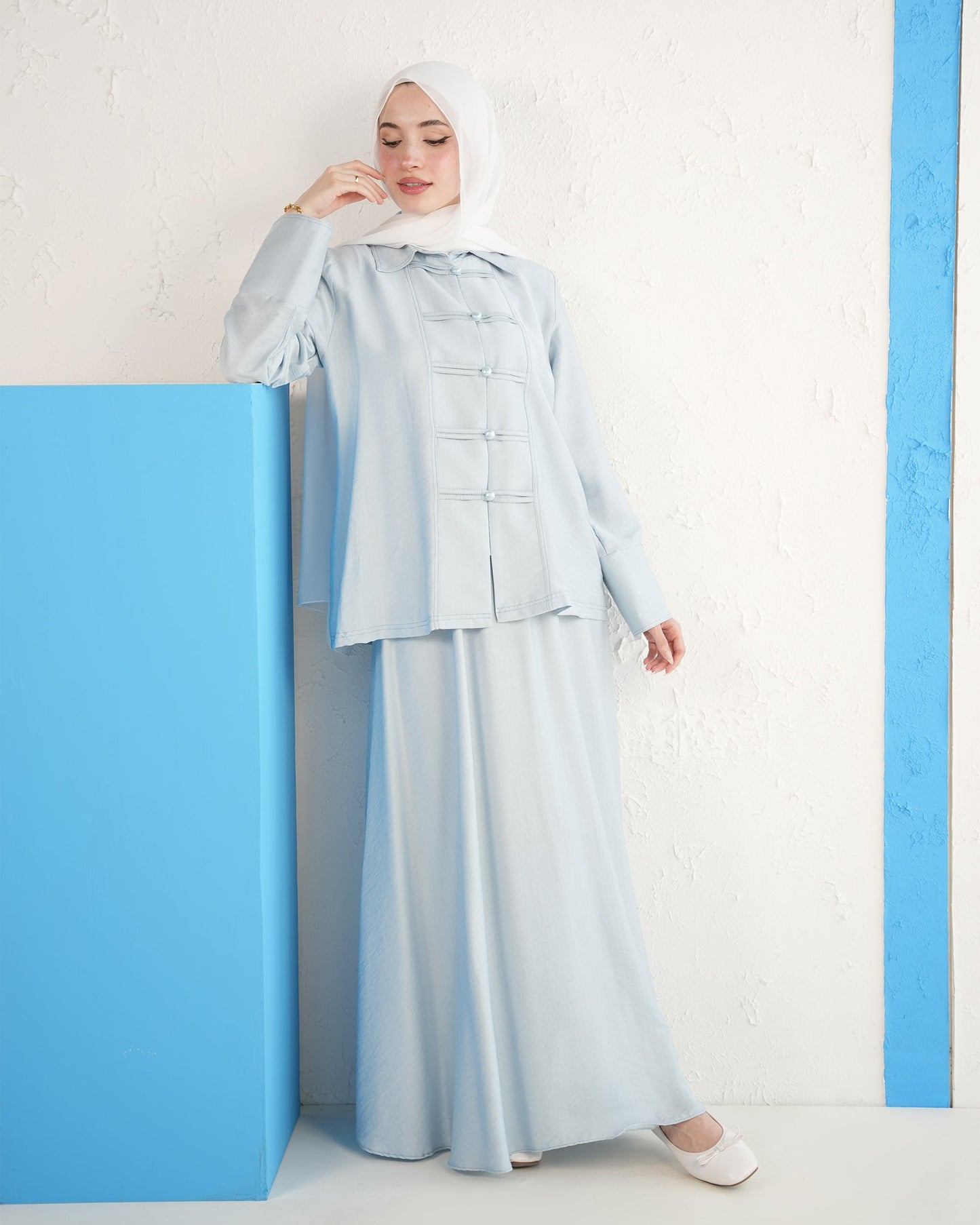Airy Blouse & Skirt Set