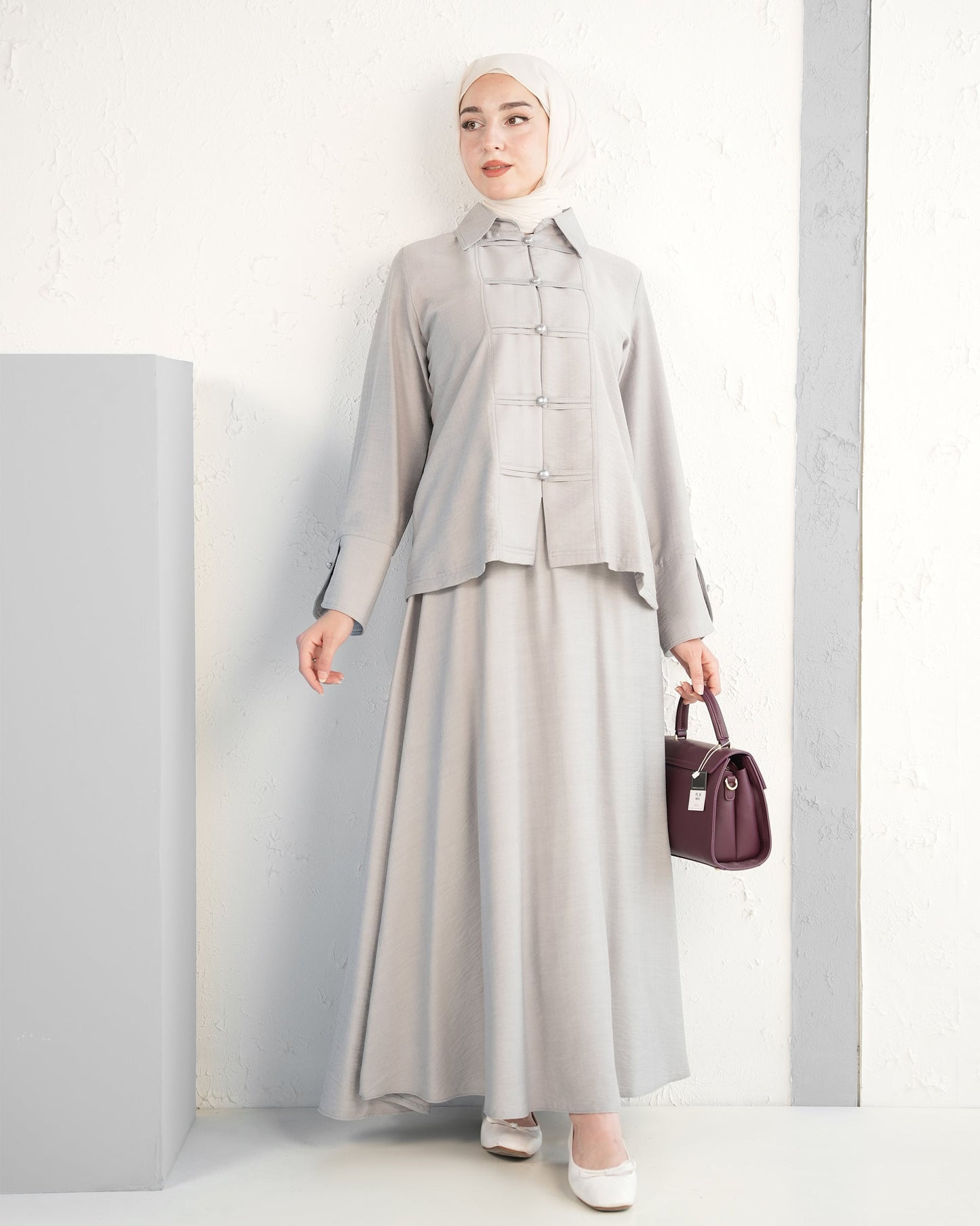Airy Blouse & Skirt Set