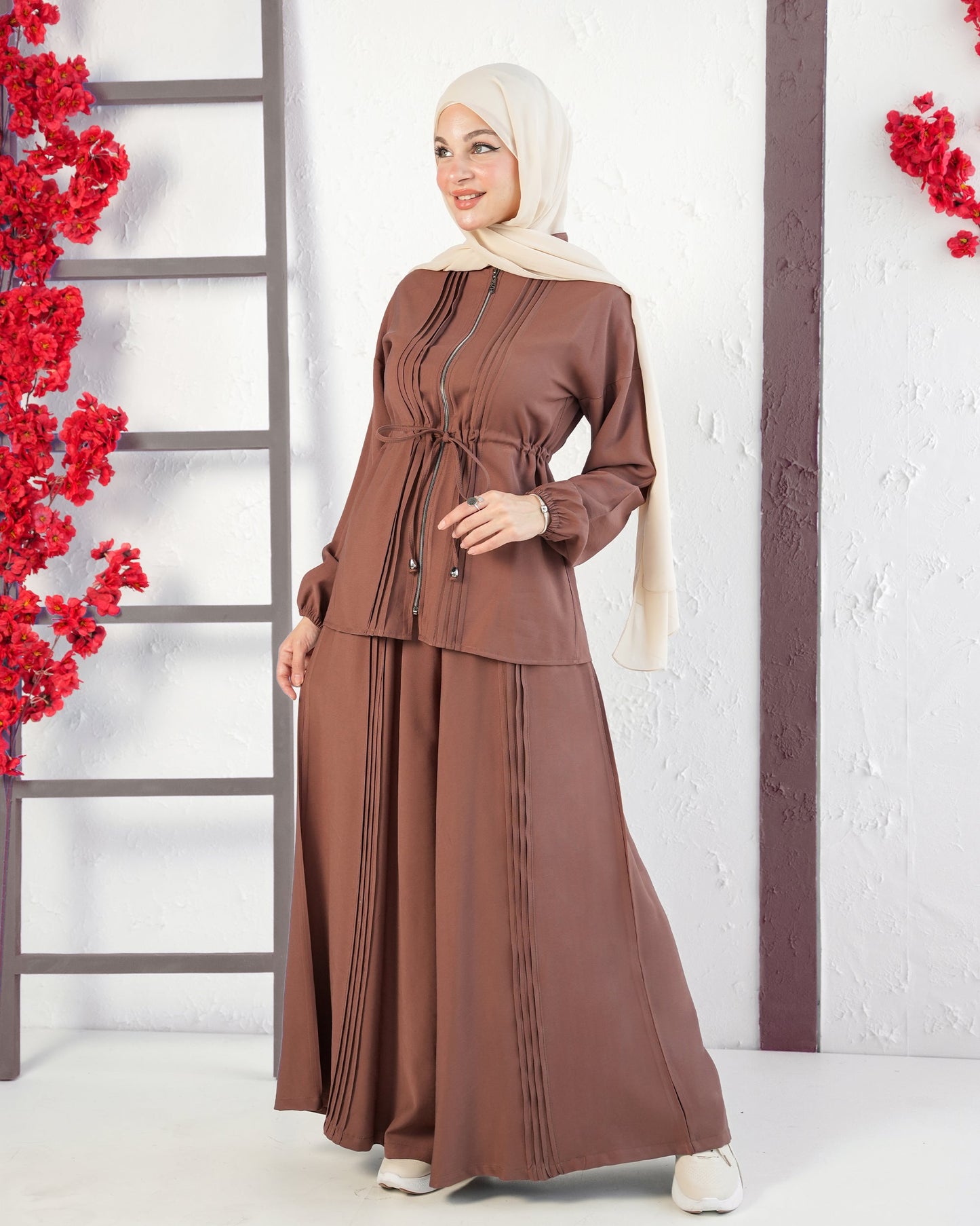 Summer Two-Piece with Wide Trousers