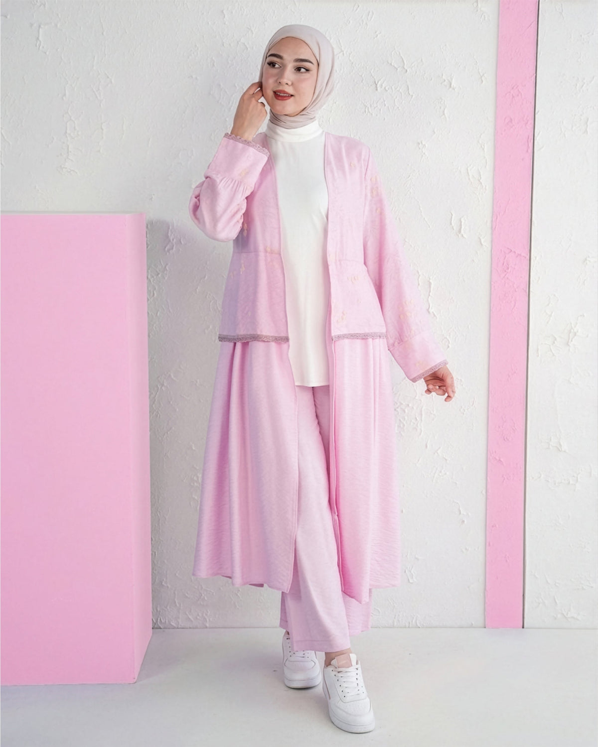 Three-Piece Set with Embroidered Kimono